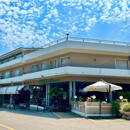 Hotel La Bussola بادينغي سول غاردا المظهر الخارجي الصورة