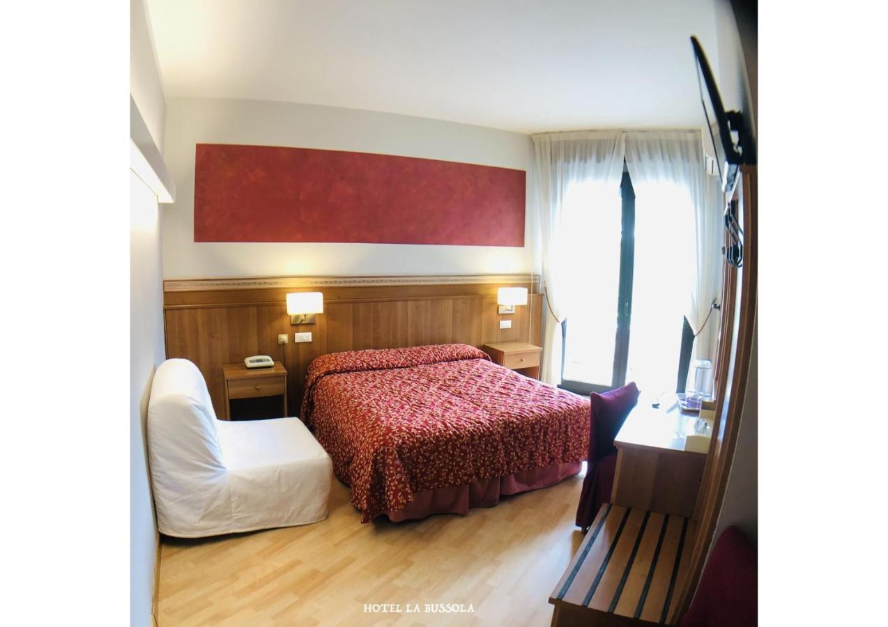 Hotel La Bussola بادينغي سول غاردا المظهر الخارجي الصورة