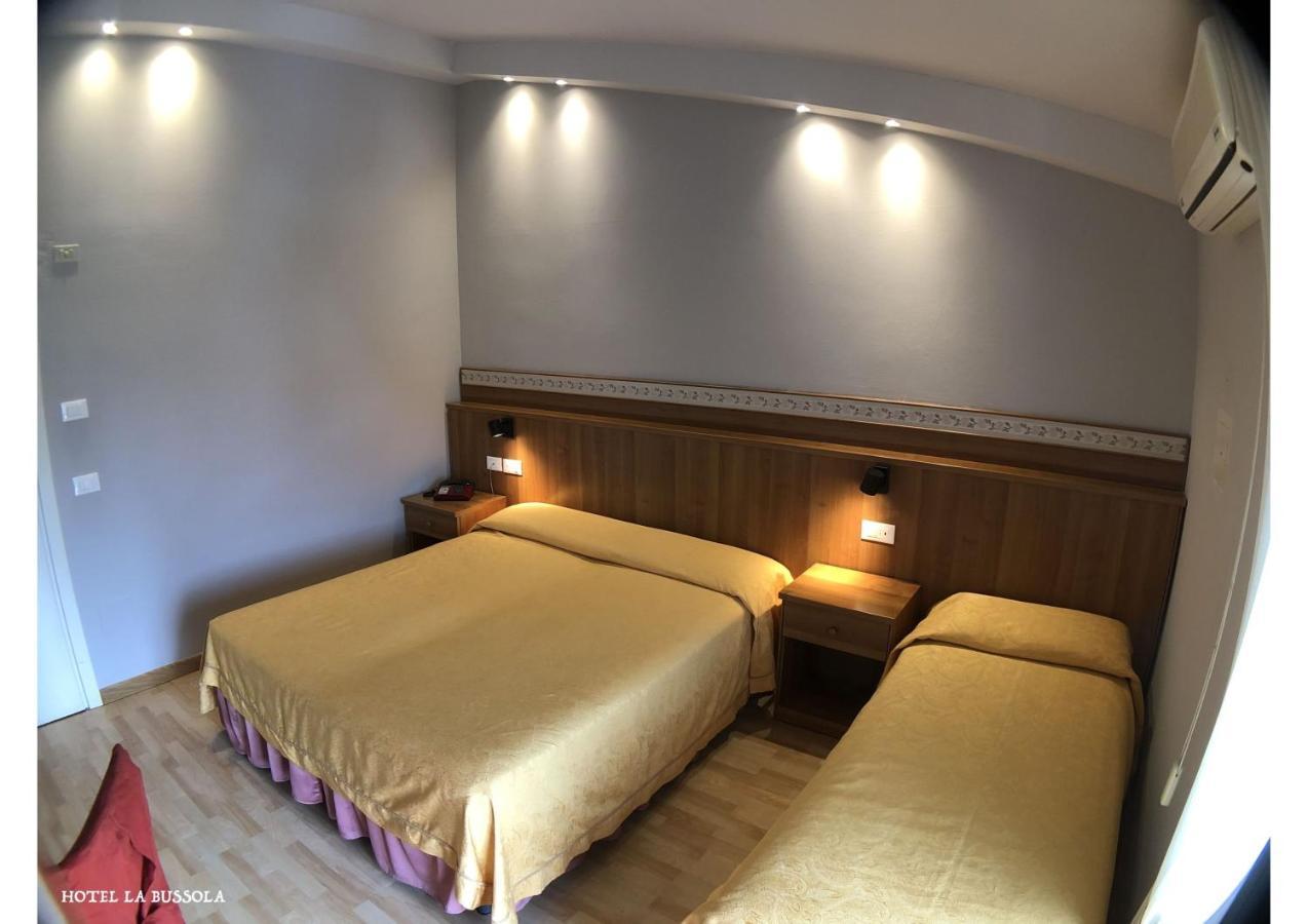 Hotel La Bussola بادينغي سول غاردا المظهر الخارجي الصورة
