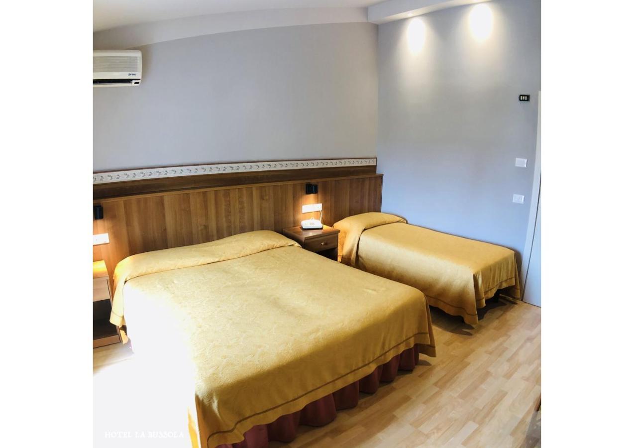 Hotel La Bussola بادينغي سول غاردا المظهر الخارجي الصورة