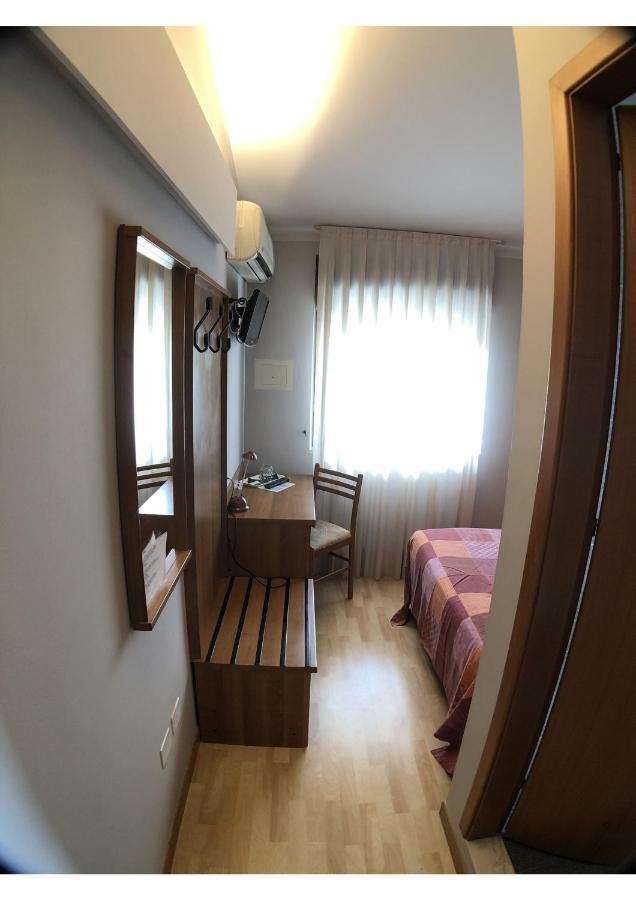 Hotel La Bussola بادينغي سول غاردا المظهر الخارجي الصورة