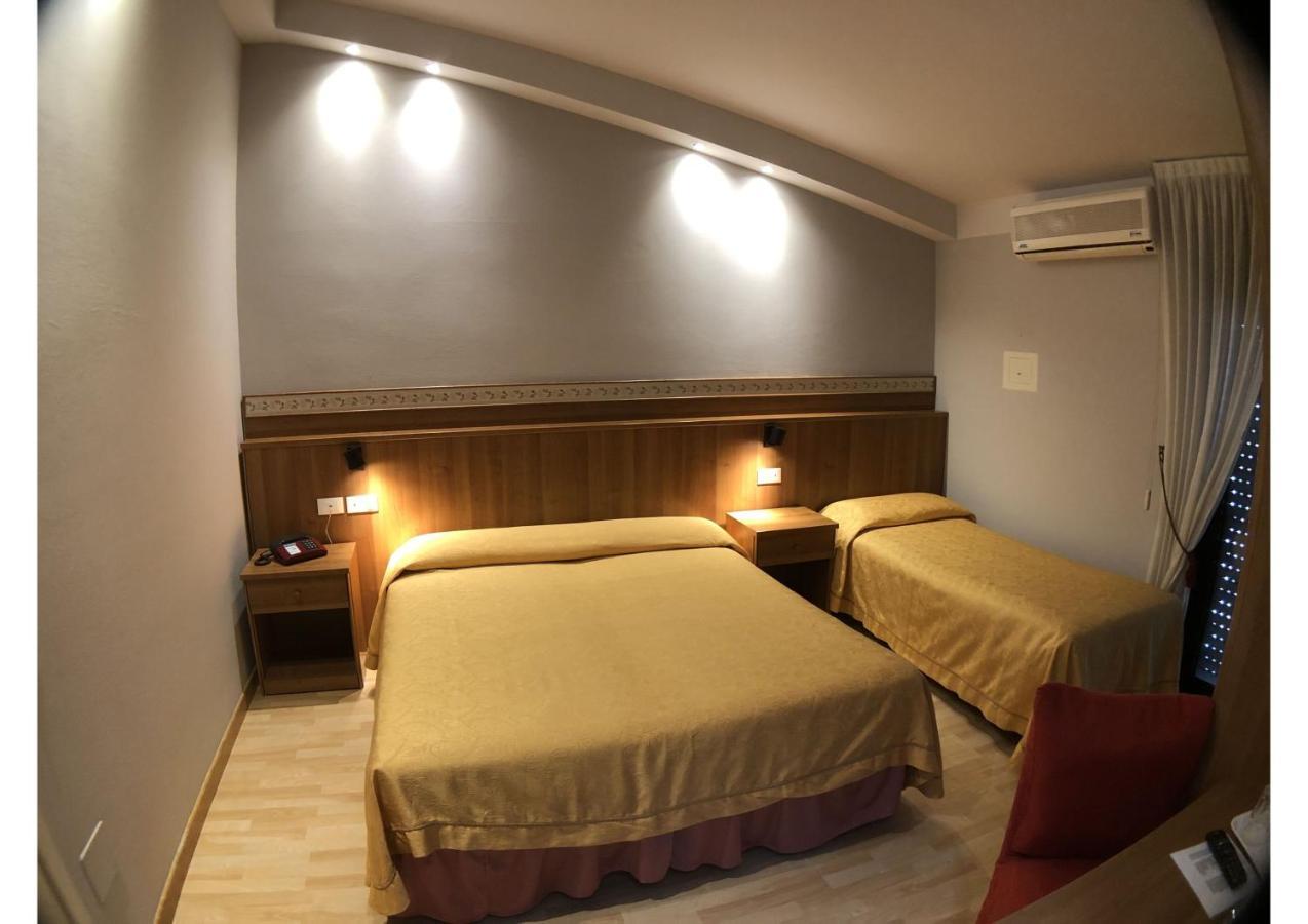 Hotel La Bussola بادينغي سول غاردا المظهر الخارجي الصورة