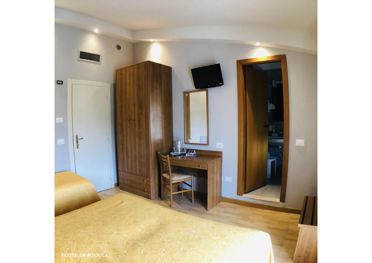 Hotel La Bussola بادينغي سول غاردا المظهر الخارجي الصورة