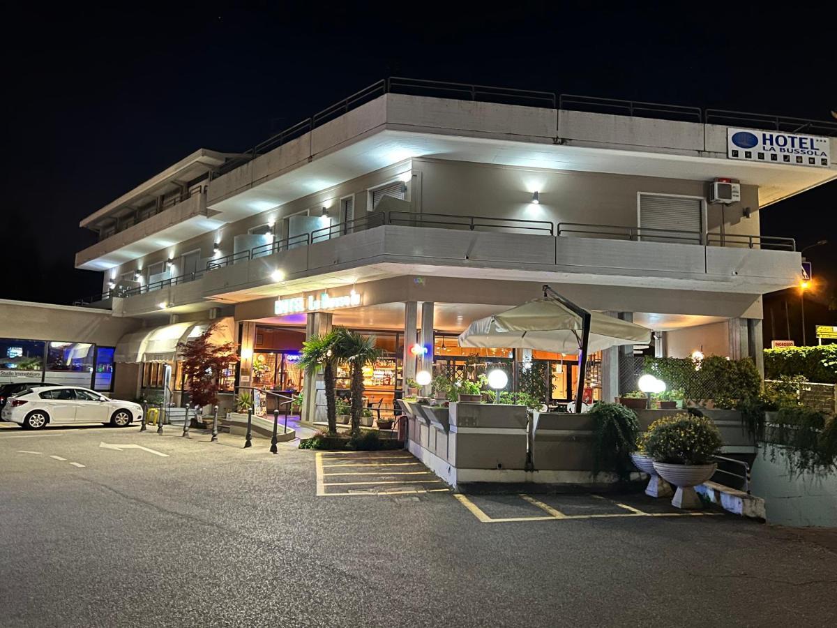 Hotel La Bussola بادينغي سول غاردا المظهر الخارجي الصورة