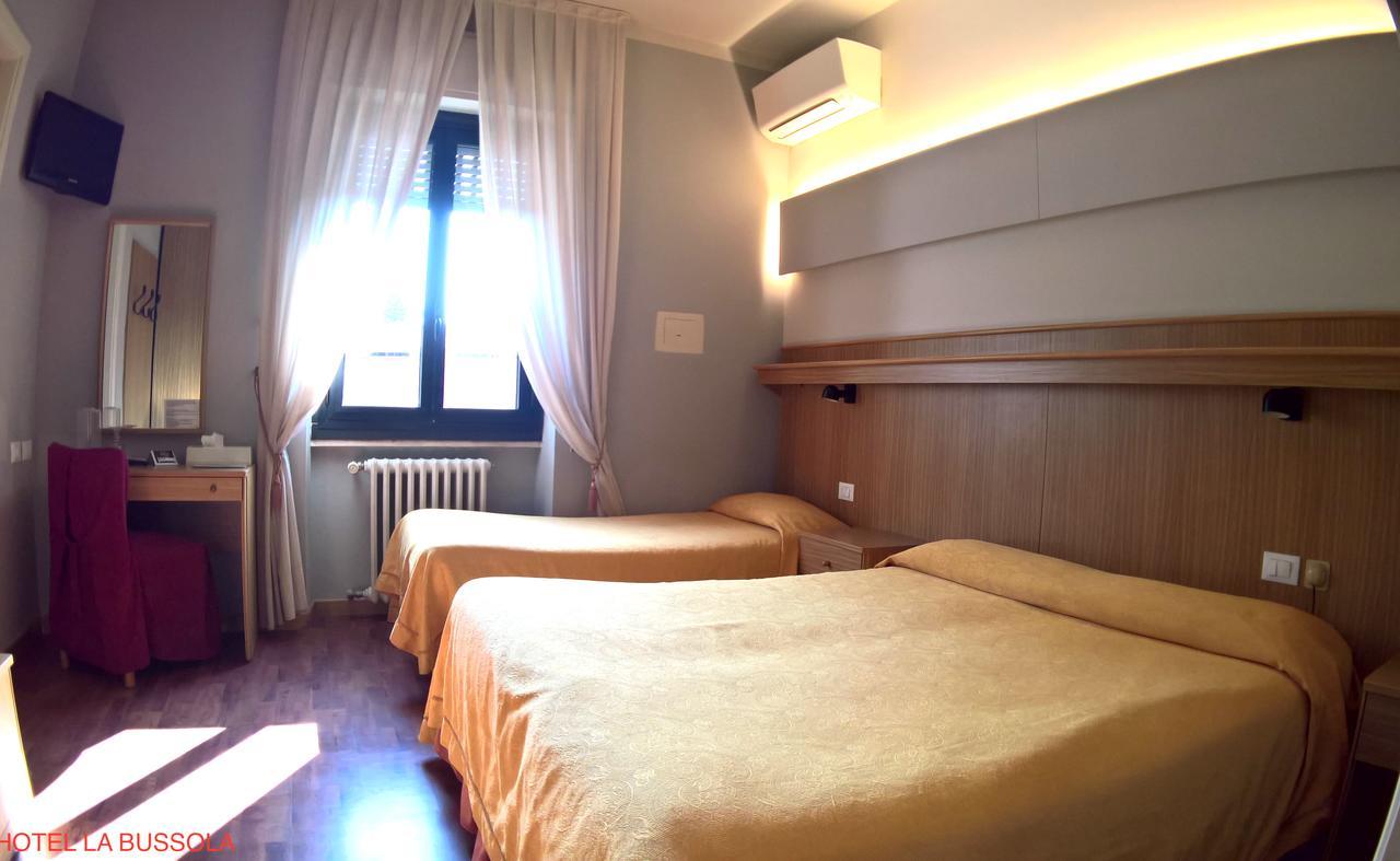 Hotel La Bussola بادينغي سول غاردا المظهر الخارجي الصورة