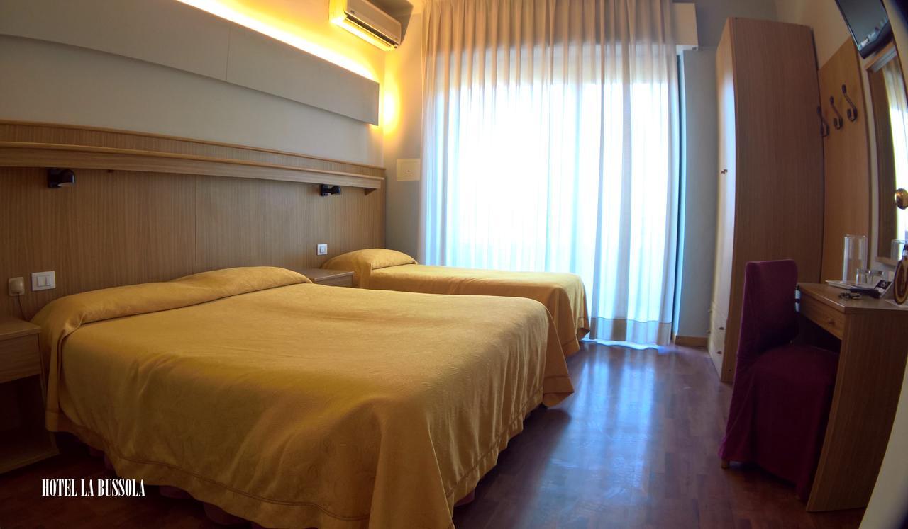 Hotel La Bussola بادينغي سول غاردا المظهر الخارجي الصورة