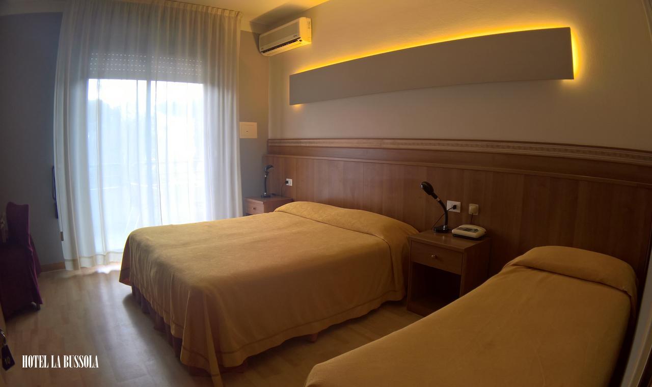 Hotel La Bussola بادينغي سول غاردا المظهر الخارجي الصورة