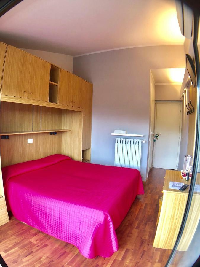 Hotel La Bussola بادينغي سول غاردا المظهر الخارجي الصورة