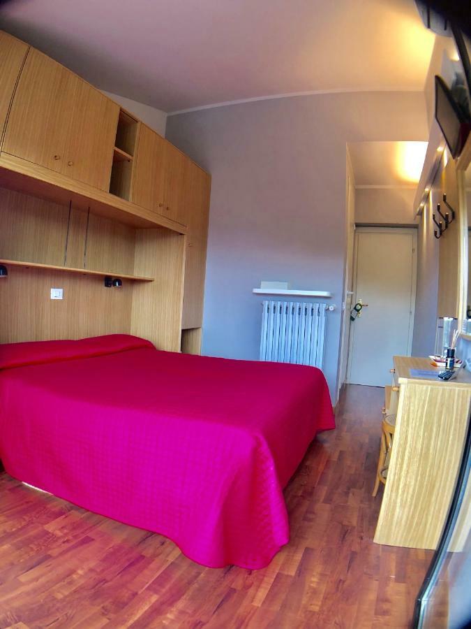 Hotel La Bussola بادينغي سول غاردا المظهر الخارجي الصورة